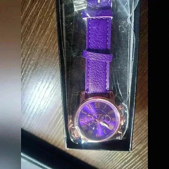 Geneva platinum quartz  ladies watch - Picture 5 of 5